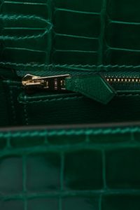 Hermes Kelly 25 Sellier Emeraude Alligator Lisse Shiny Gold Hardware #C -  Vendome Monte Carlo